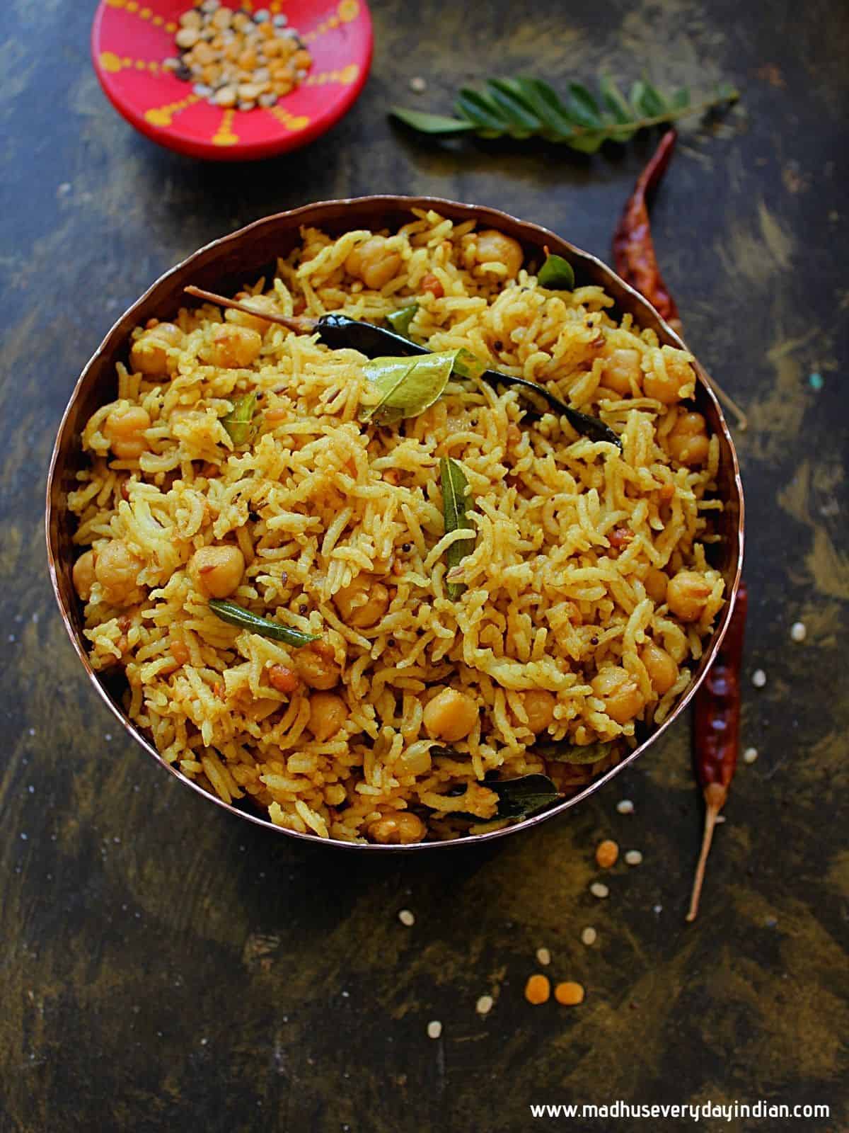 Pulihora | Andhra Tamarind Rice (Chintapandu Pulihora) - Madhu's ...